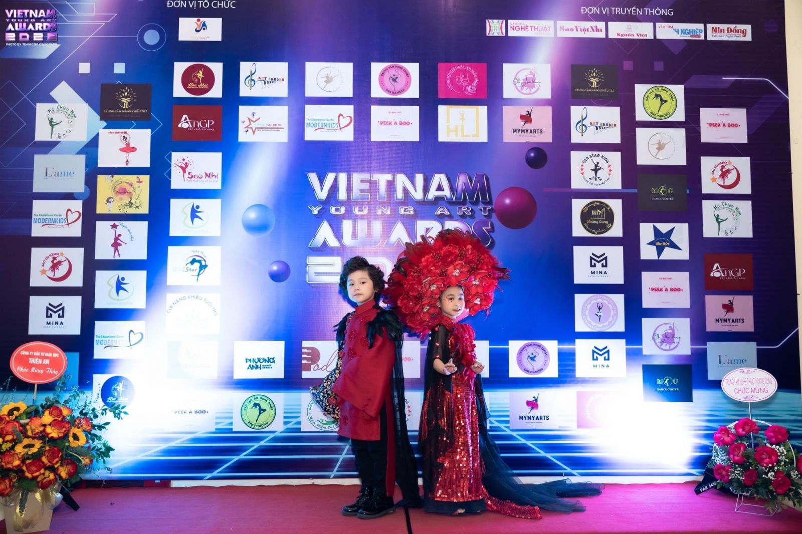 Vietnam Young Art Awards 2022 là sự kiện lớn nhất trong năm đối với chúng tôi, những thầy cô hoạt động trong lĩnh vực giáo dục nghệ thuật và tổ chức các sân chơi nghệ thuật thiếu nhi.