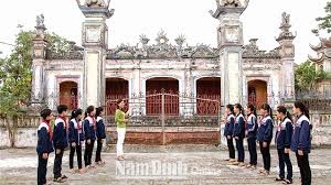 Trường học với việc gìn giữ di sản văn hóa địa phương
