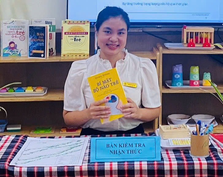Gương sáng điển hình của cô giáo Hoàng Thị Uyên